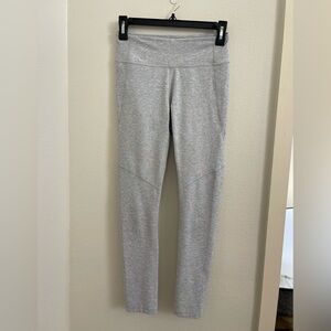 Outdoor Voices Women’s Small Grey Leggings/ Gym